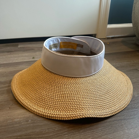 Eric Javits Squishee Halo Sun Visor- peanut/white - Picture 2 of 16